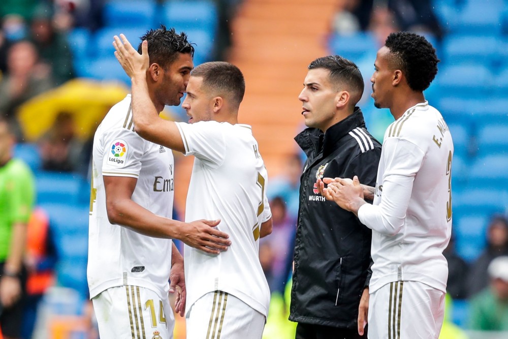 曼联战平皇马,阿扎尔乌龙送礼英超 曼联战平皇马,阿扎尔乌龙送礼英超