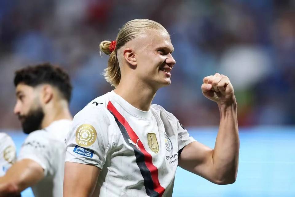 华体会登录-包含拜仁力克里昂，哈兰德梅开二度欧冠的词条