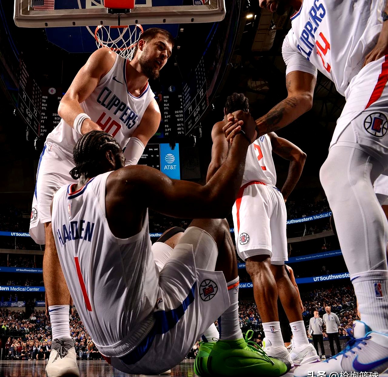 华体会体育-阿根廷男篮翻盘掘金，浓眉统治全场的简单介绍